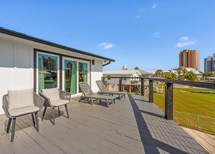 Holiday home Coast - Canal View, Hot Tub & Boat Dock