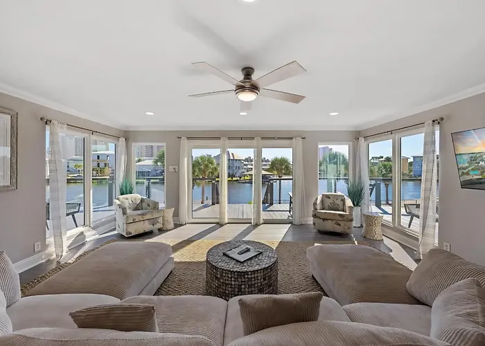 Coast - Canal View, Hot Tub & Boat Dock * Gulf Shores