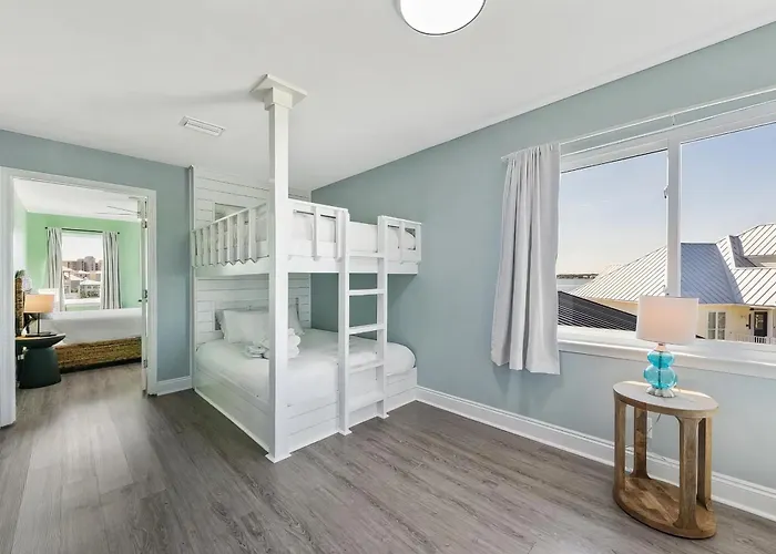 Holiday home Coast - Canal View, Hot Tub & Boat Dock *