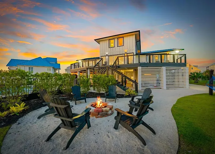 Holiday home Coast - Canal View, Hot Tub & Boat Dock Gulf Shores